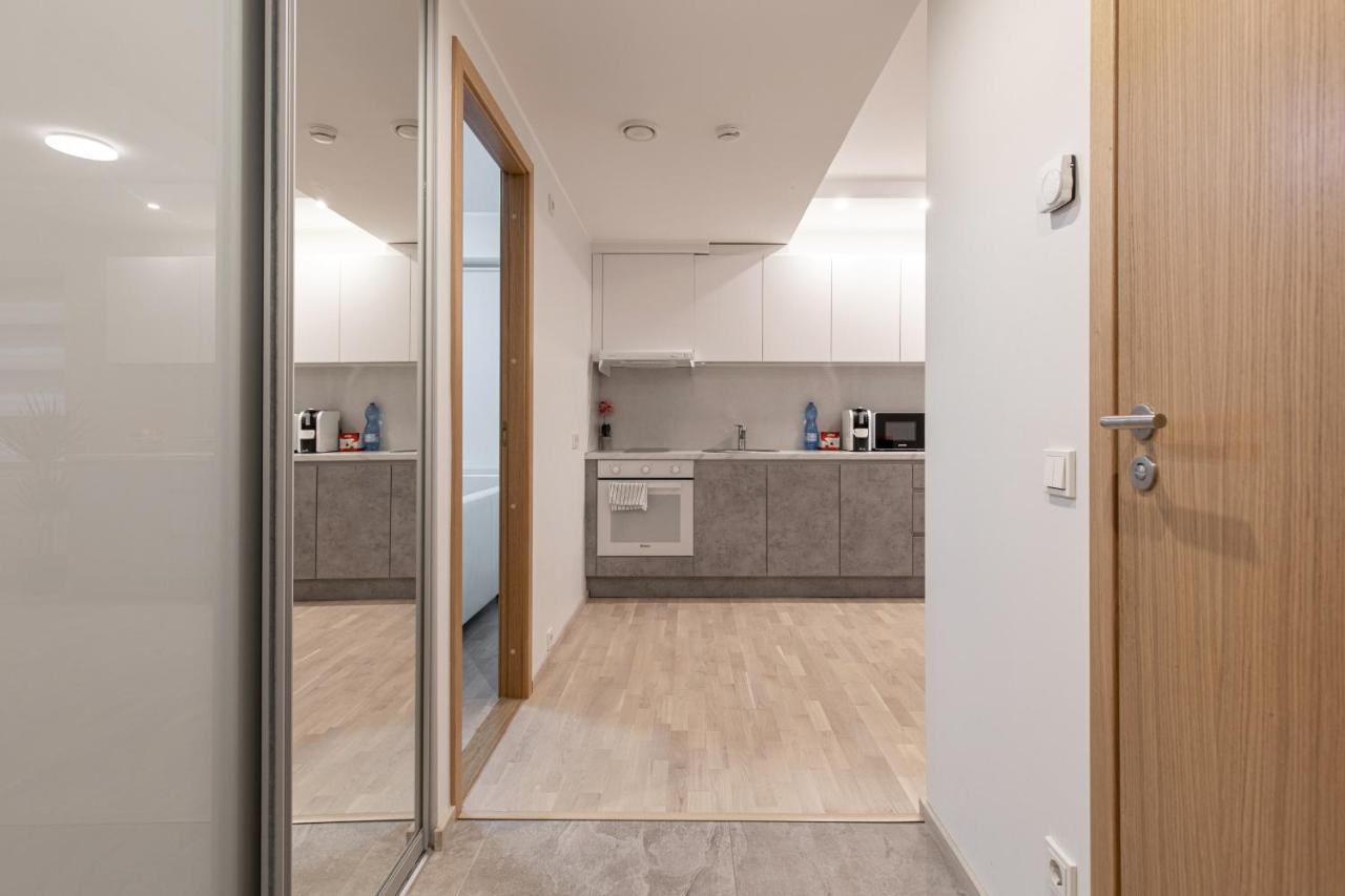 Tallinn City Center Apartment New2022 ภายนอก รูปภาพ